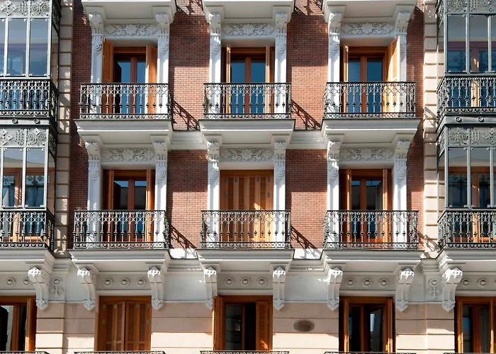 Eric Voekel Boutique Apartments - Madrid Suites
